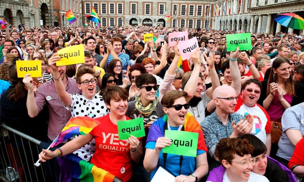 Spectators at announcement of referendum result at Dublin Castle